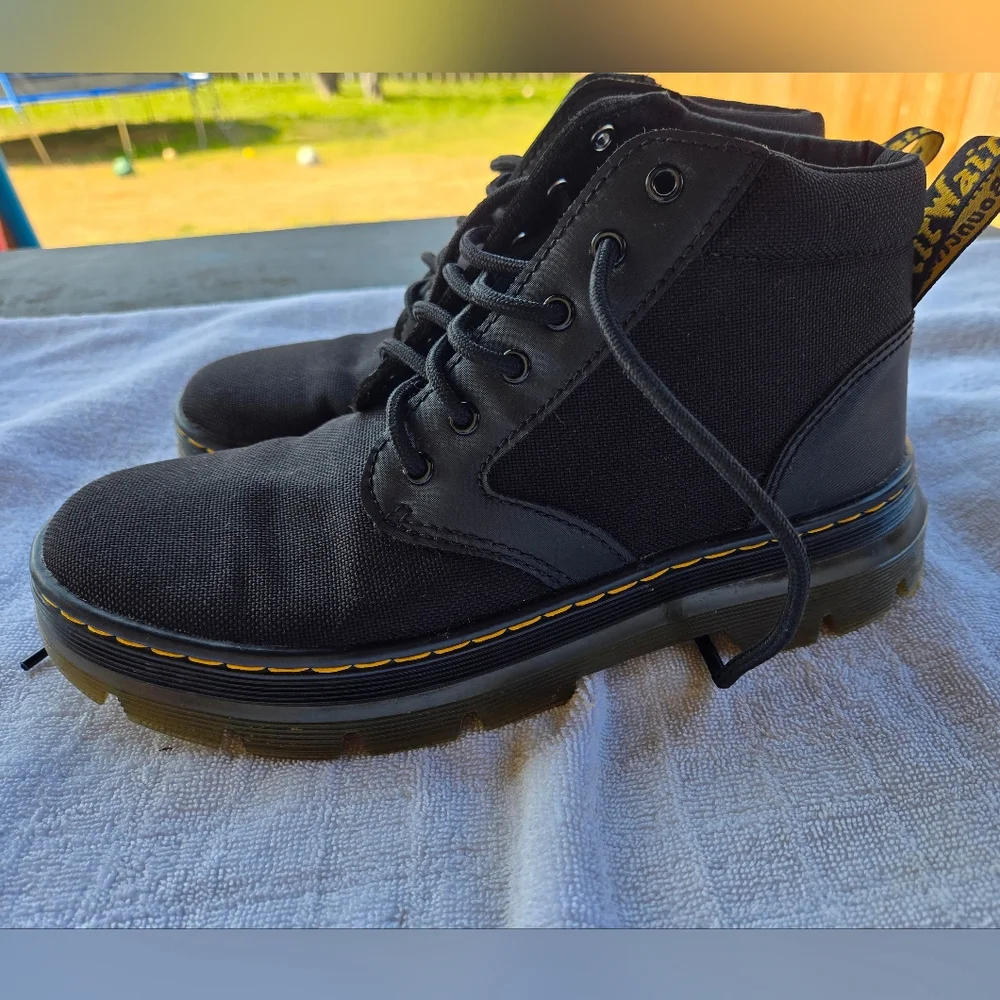 Dr.Martens Air Wair‎ Bonny Black Canvas Chukka Boots. Lace -up. Bouncing Sole.